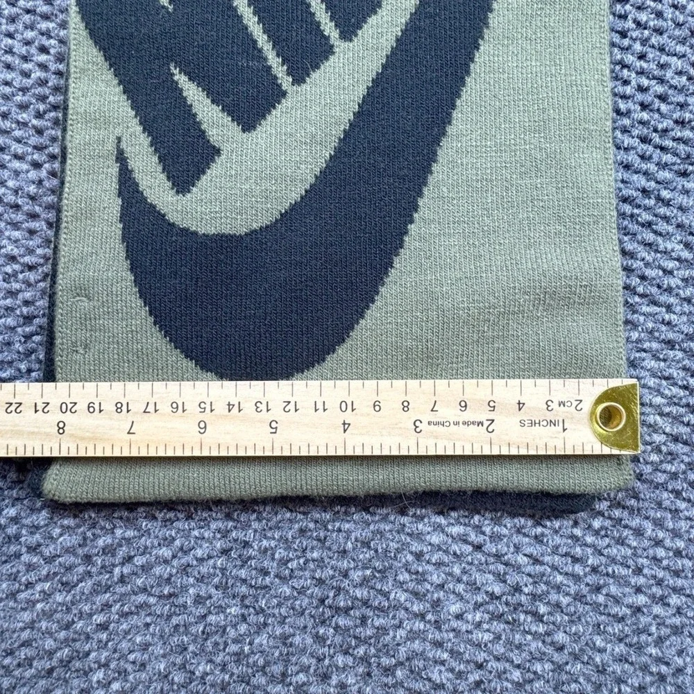 Nike Unisex Green Black Stretch Logo Knit Reversible Sport Scarf‎ 64